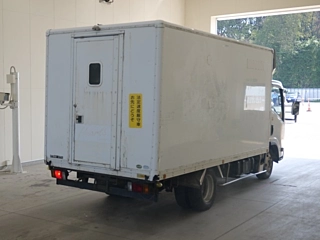 ISUZU ELF 2010