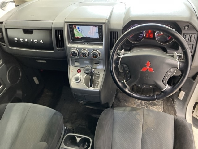 MITSUBISHI DELICA D5 2008