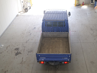 ISUZU ELF 2013