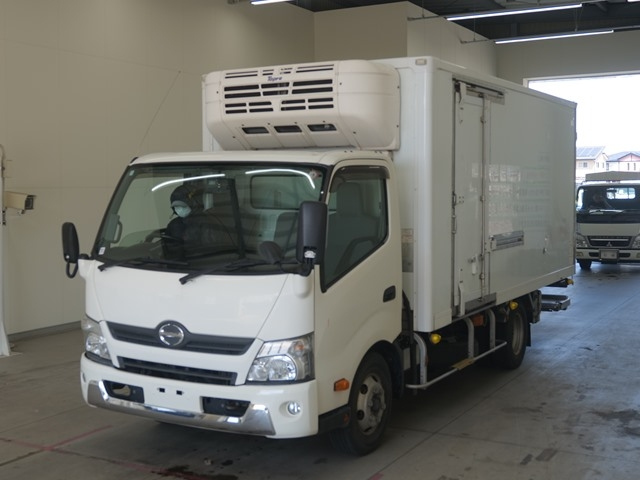 HINO DUTRO 2016