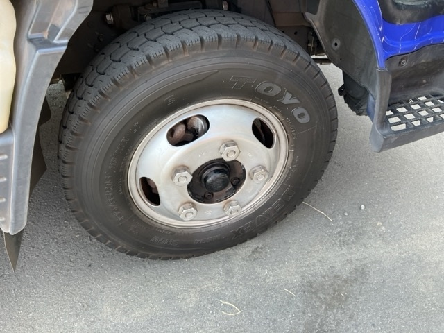 MITSUBISHI CANTER 2016