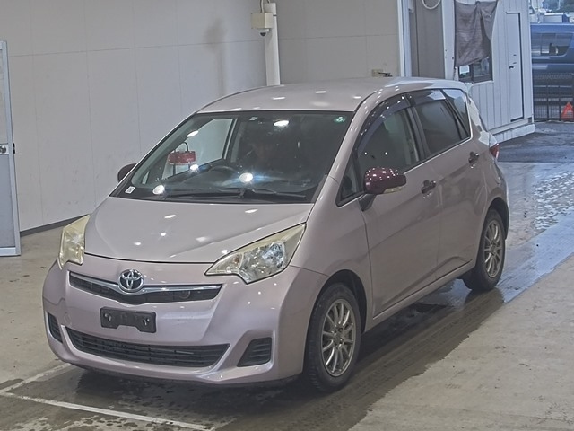 TOYOTA RACTIS 2012