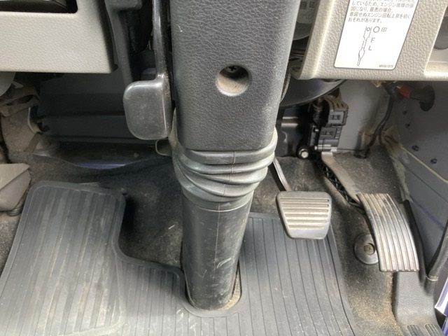 MITSUBISHI CANTER 2016