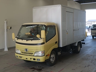 HINO DUTRO 2010