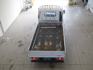 ISUZU ELF 2008