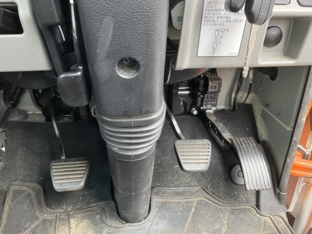 MITSUBISHI CANTER 2019