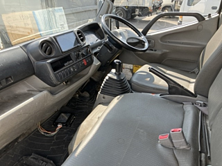 HINO DUTRO 2015