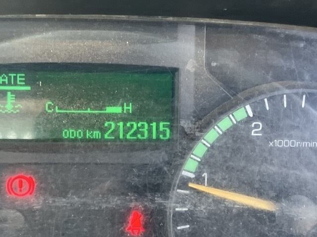 MITSUBISHI CANTER 2014