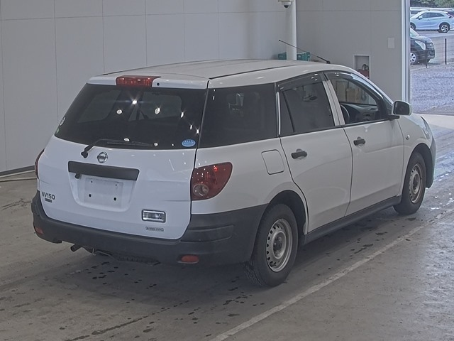NISSAN AD 2018