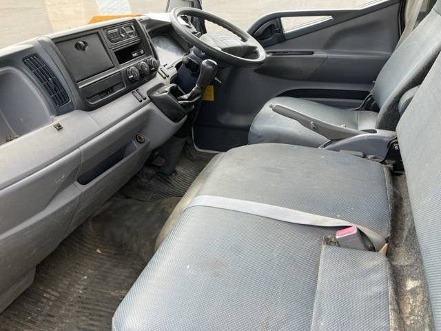 MITSUBISHI CANTER 2015