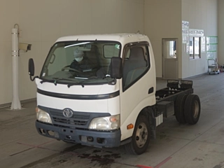 TOYOTA DYNA 2010