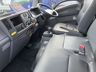 NISSAN ATLAS 2009
