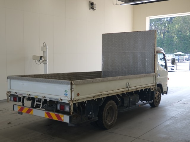 MITSUBISHI CANTER 2011