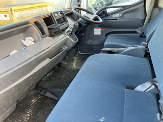 MITSUBISHI CANTER 2011