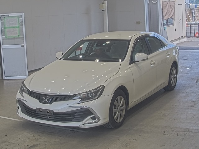 TOYOTA MARK X 2018