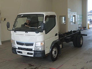 MITSUBISHI CANTER 2018