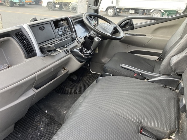 MITSUBISHI CANTER 2017