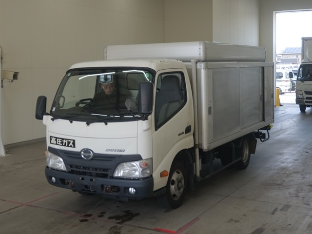 HINO DUTRO 2015