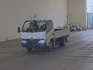 HINO DUTRO 2017
