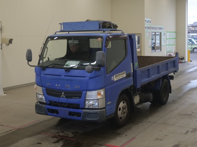 MITSUBISHI CANTER 2015