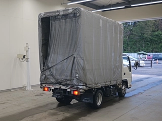 ISUZU ELF 2015