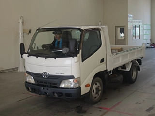 TOYOTA DYNA 2012