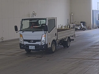 NISSAN ATLAS 2014