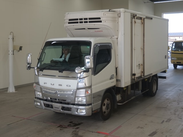 MITSUBISHI CANTER 2011