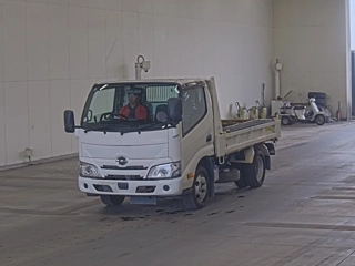 HINO DUTRO 2019