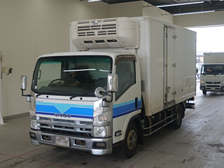 ISUZU ELF 2013