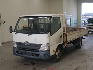 TOYOTA DYNA 2016