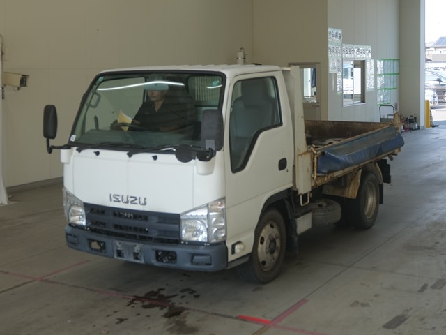 ISUZU ELF 2013