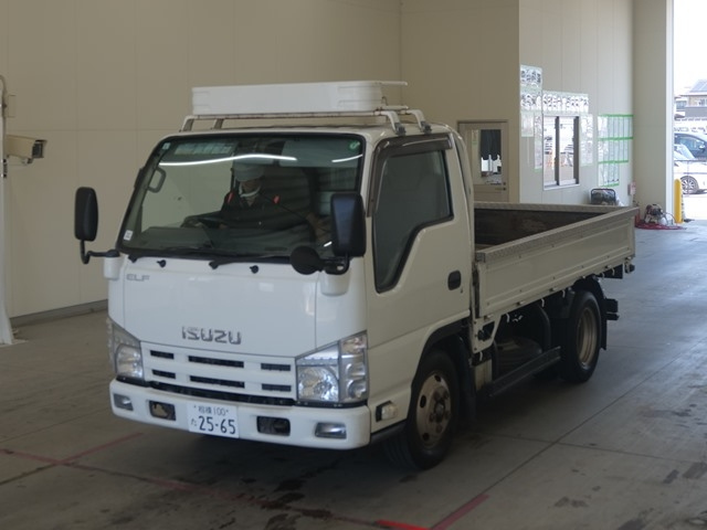 ISUZU ELF 2013