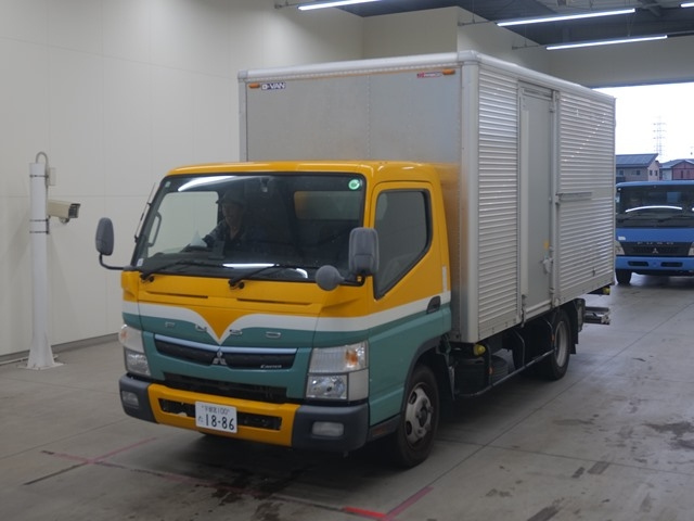 MITSUBISHI CANTER 2018