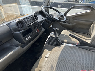 HINO DUTRO 2013