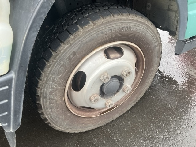 MITSUBISHI CANTER 2018