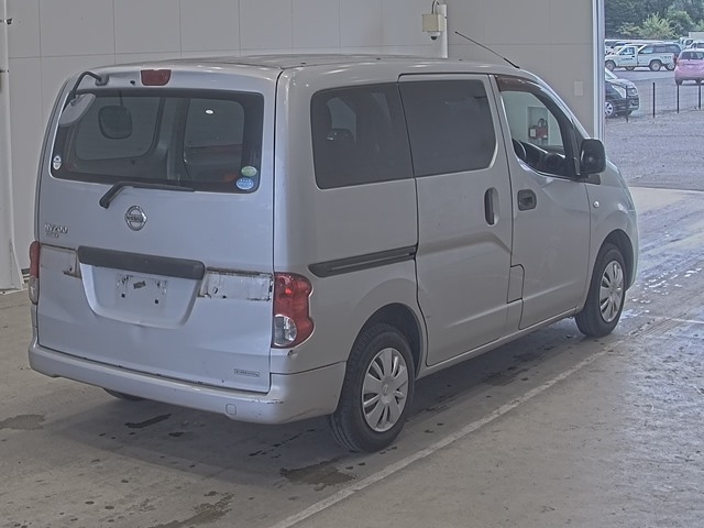 NISSAN NV200 2009