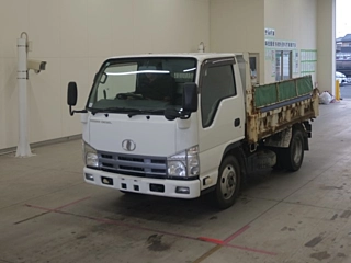 NISSAN ATLAS 2010