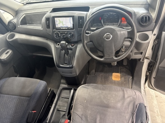 NISSAN NV200 2009