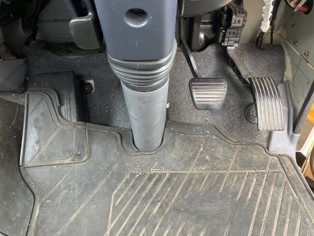 MITSUBISHI CANTER 2012