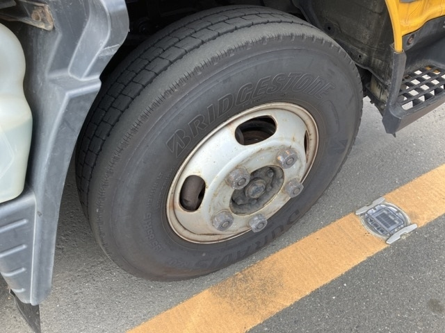 MITSUBISHI CANTER 2012