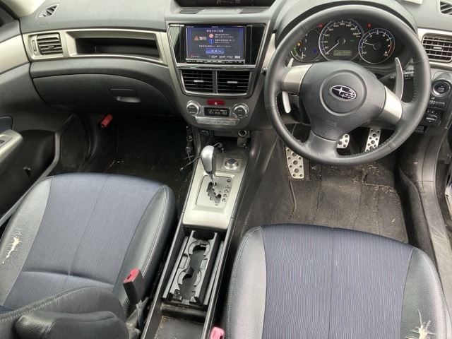 SUBARU EXIGA 2010