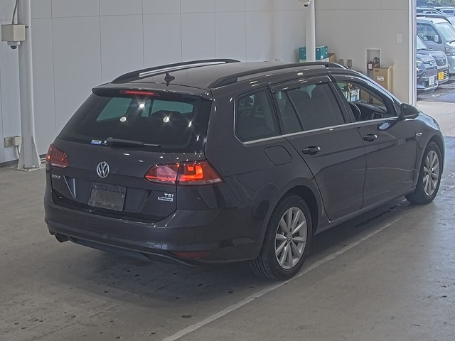 VOLKSWAGEN GOLF VARIANT 2015