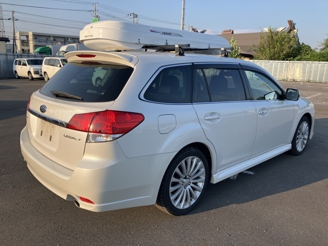 SUBARU LEGACY 2010