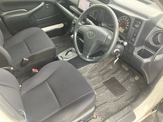 TOYOTA SUCCEED 2015