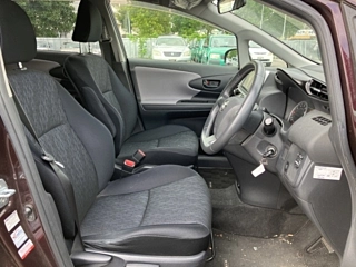 TOYOTA WISH 2011