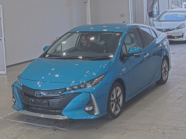 TOYOTA PRIUS PHV 2017