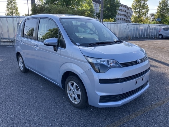 TOYOTA SPADE 2013