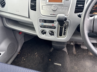 SUZUKI WAGON R 2011