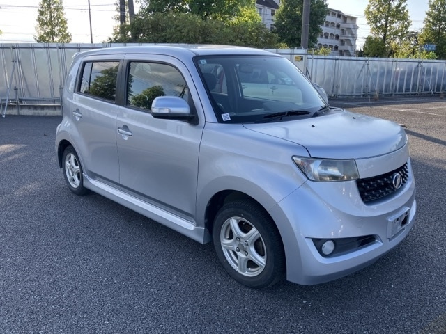 TOYOTA BB 2009